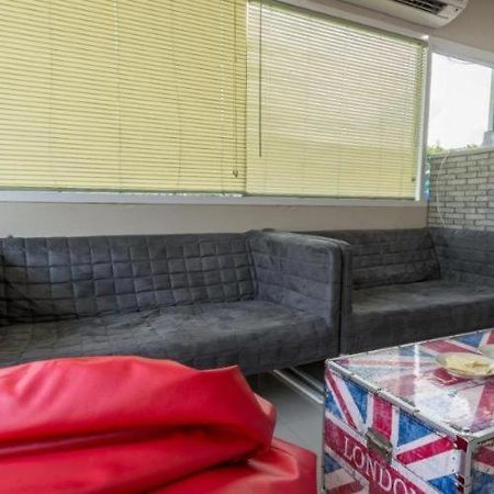 Wanderlust Bangkok Hostel Dış mekan fotoğraf