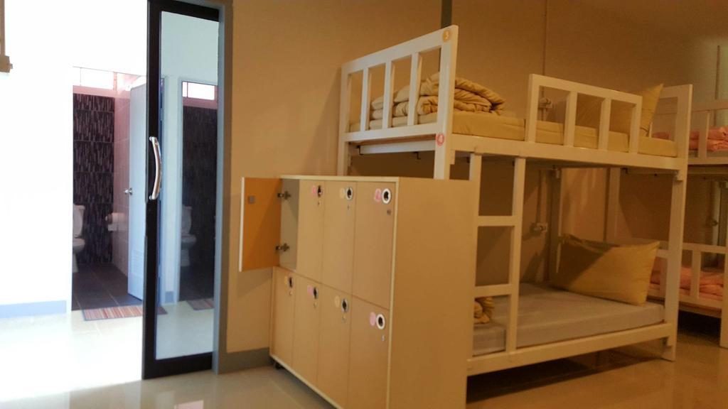 Wanderlust Bangkok Hostel Dış mekan fotoğraf
