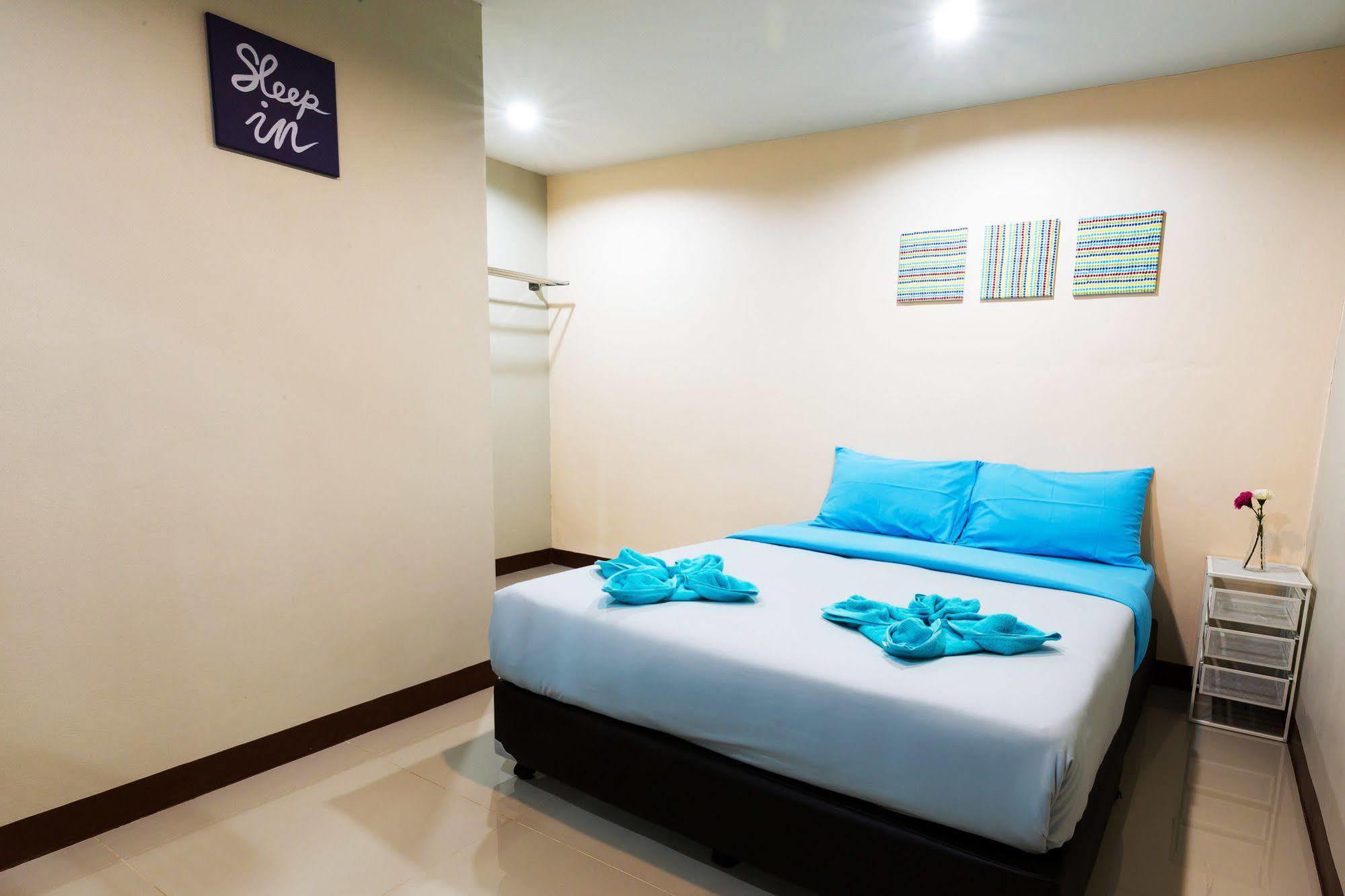 Wanderlust Bangkok Hostel Dış mekan fotoğraf