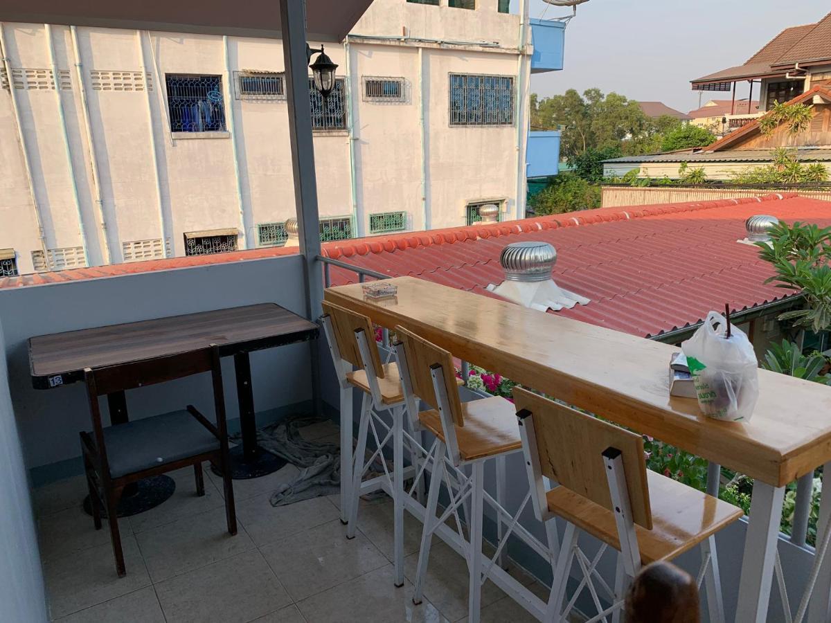 Wanderlust Bangkok Hostel Dış mekan fotoğraf