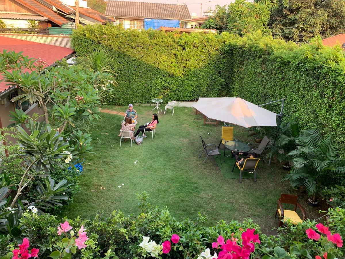 Wanderlust Bangkok Hostel Dış mekan fotoğraf