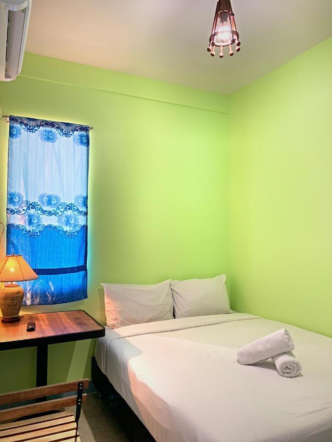 Wanderlust Bangkok Hostel Dış mekan fotoğraf